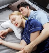 ALMOHADA VISCOELÁSTICA PARA PAREJAS CON DISEÑO ERGONÓMICO